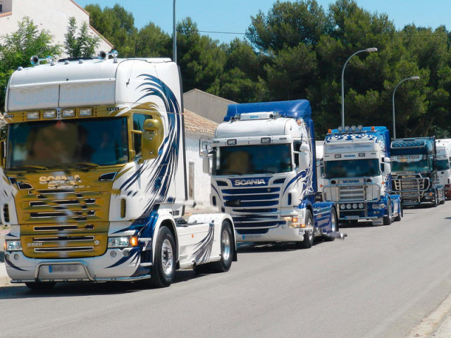 Desfile de camiones en Santa Eugenia (Mallorca)