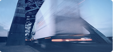 Our team is always available to answer questions and offer solutions tailored to each professional fleet.